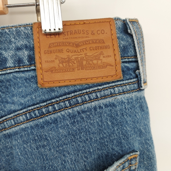 Levi's Premium 70'S HIGH FLARE WOMEN'S JEANS - Picture 8 of 13